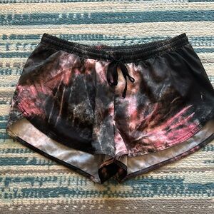 Old Navy active go dry running shorts. Size small. Black and pink tie-dye.